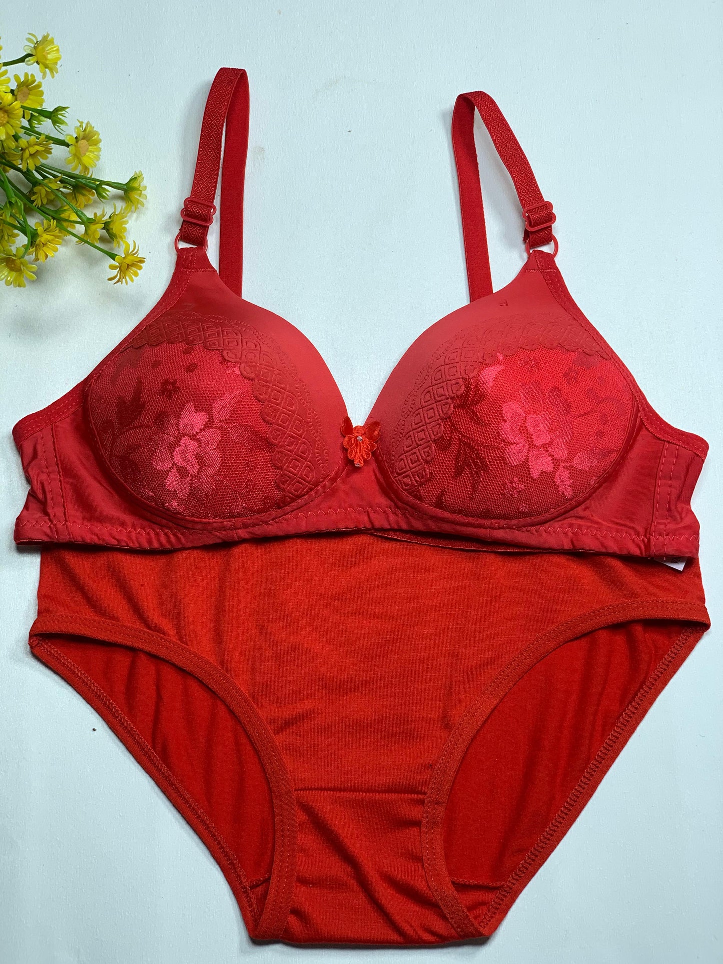 Elegant Red Floral Lace Lingerie Set – Bra & Panty