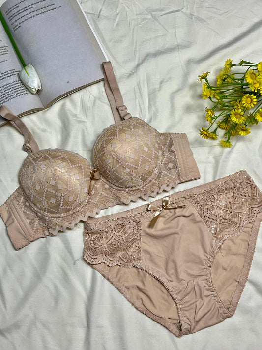 Delicate Nude Lace Bra & Panties Set - Comfortable Everyday Lingerie