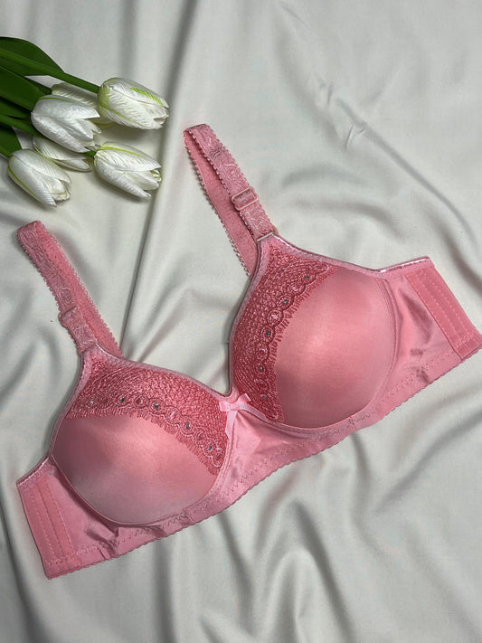 Smooth & Stylish Underwire Bra | Everyday Red Comfort